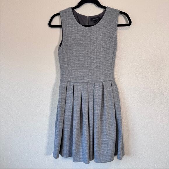 Talula Aritzia Grey Fit & Flare Mini Dress Women 2 Preppy Sleeveless Skater Twee - Picture 1 of 11